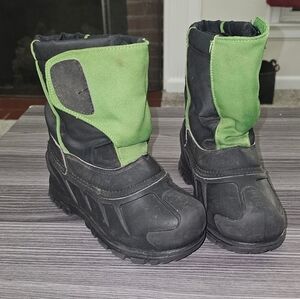 Itasca Kids 1 Boy's Snow Boots